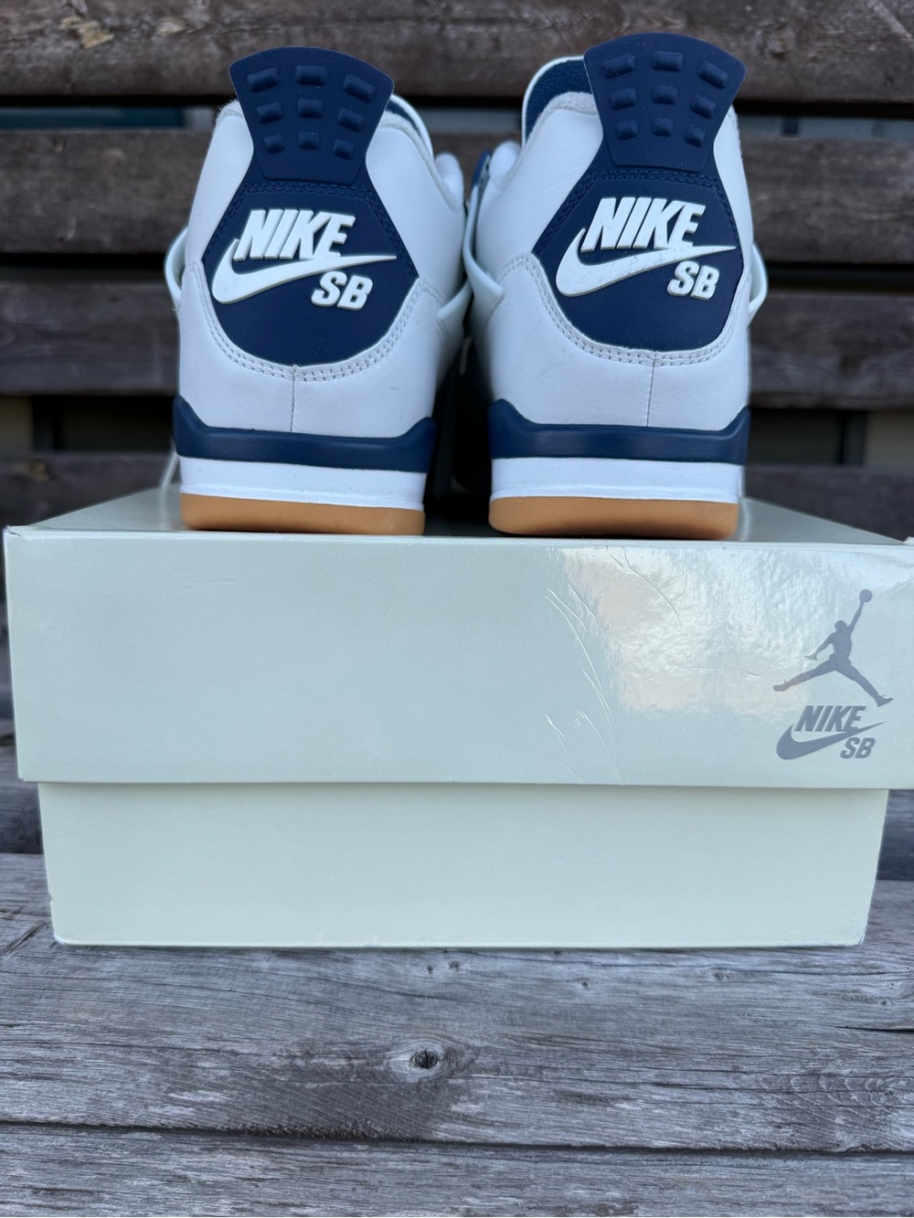 Jordan 4 SB - Picture 6 of 7